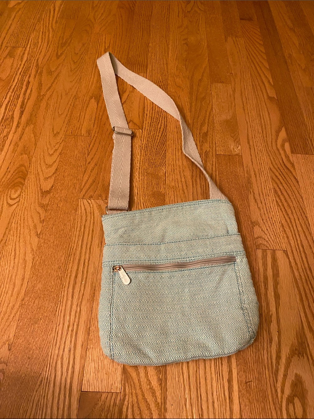 Thirty- One / Crossbody Bag Purse / Green / Mint / Woven
